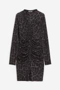 H&M Jerseykleid mit Raffungen Schwarz/Leopardenmuster, Alltagskleider ...