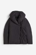 H&M Daunenjacke mit großem Kragen Schwarz, Jacken in Größe M. Farbe: B...