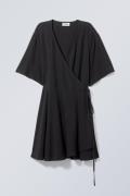 Weekday Kleid Kimberly aus Leinenmix Schwarz, Alltagskleider in Größe ...