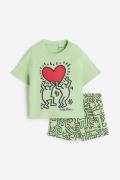 H&M 2-teiliges Set aus bedruckter Baumwolle Hellgrün/Keith Haring, T-S...