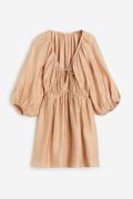 H&M Oversized Kleid aus Lyocellmix Beige, Alltagskleider in Größe M