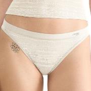 Sloggi FREE Evolve Lace String Elfenbein Sloggi 01 Damen