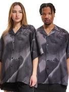 Vertere Berlin Intimacy Unisex Hemden schwarz